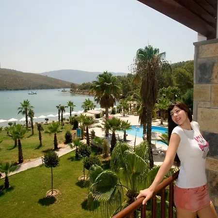 Bay & Guvercinlik (Bodrum)