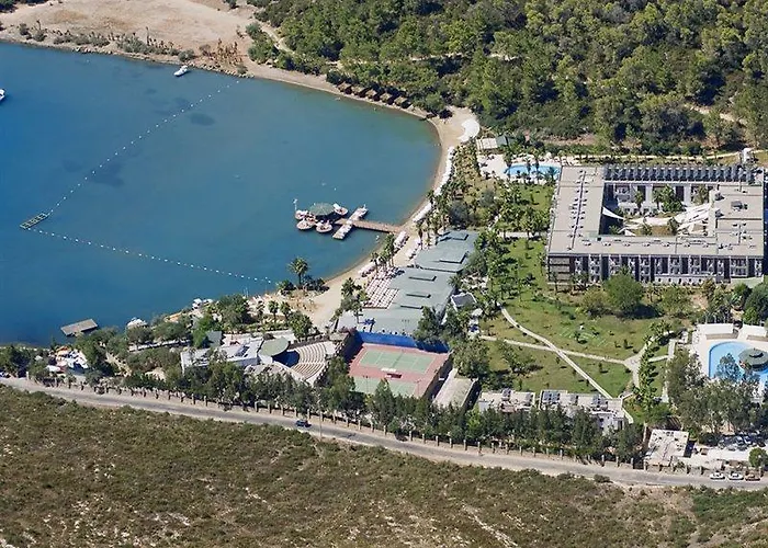 Ośrodek wypoczynkowy Bay & 5*