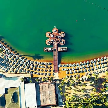 度假村 Bay &