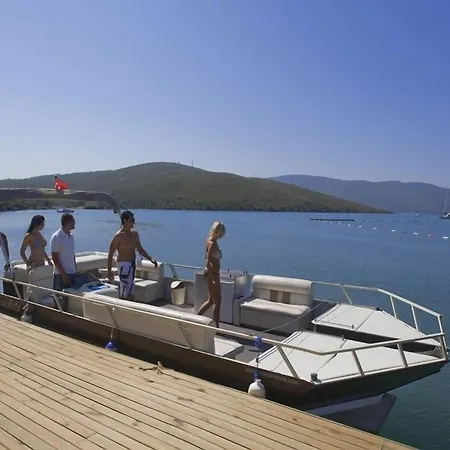 Bay & Güvercinlik