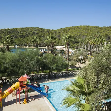 Resort Bay &
